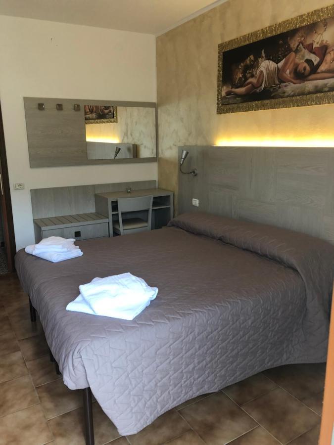 Hotel Posta Рота д'Иманя Екстериор снимка
